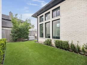 1619 Lynnview Drive, Houston TX 77055