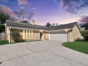 9114 Spellman Road, Houston TX 77031