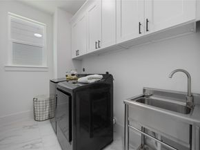 1935 Knoll Square Drive, Houston TX 77080