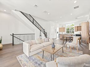2855 Decker Place, Houston TX 77003