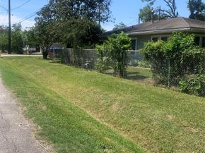 3823 Crandon Street, Houston TX 77026