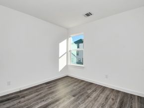 10004 Haddick Street, Houston TX 77078