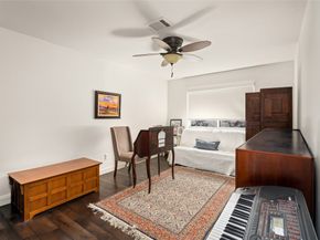 2006 Shadybriar Drive, Houston TX 77077
