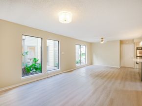 10727 Villa Lea Lane, Houston TX 77071