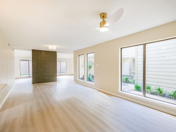 10727 Villa Lea Lane, Houston TX 77071