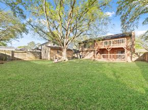 8426 Laurel Trails Drive, Houston TX 77095