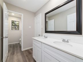 8426 Laurel Trails Drive, Houston TX 77095