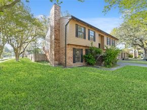 8426 Laurel Trails Drive, Houston TX 77095