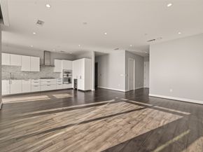 4521 San Felipe Street 2602, Houston TX 77027