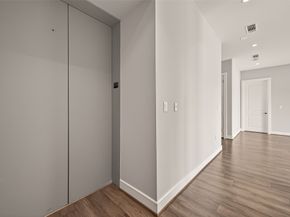 4521 San Felipe Street 2602, Houston TX 77027