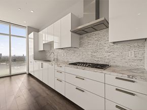 4521 San Felipe Street 2602, Houston TX 77027