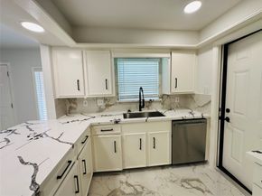 7131 Carvel Lane, Houston TX 77074