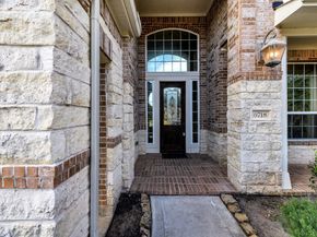 6718 Miller Shadow Lane, Sugar Land TX 77479