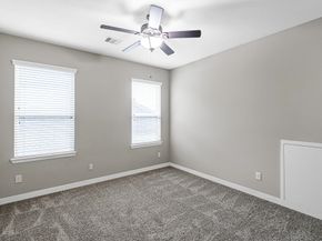 6718 Miller Shadow Lane, Sugar Land TX 77479
