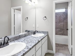 6718 Miller Shadow Lane, Sugar Land TX 77479
