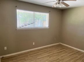 7130 Log Hollow Drive, Houston TX 77040