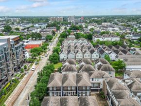 922 W 20th Street A, Houston TX 77008