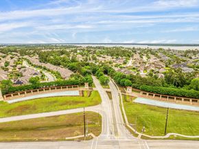 16802 Cherokee Lake Lane, Houston TX 77044