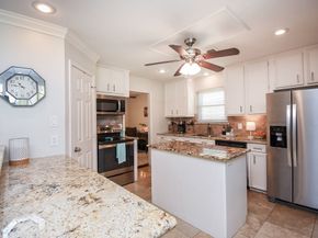 2930 Kevin Lane, Houston TX 77043