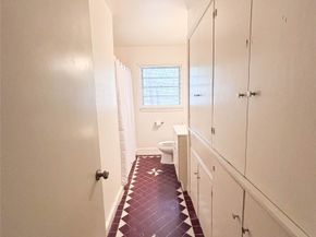 1918 Bingle, Houston TX 77055