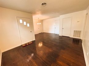 1918 Bingle, Houston TX 77055
