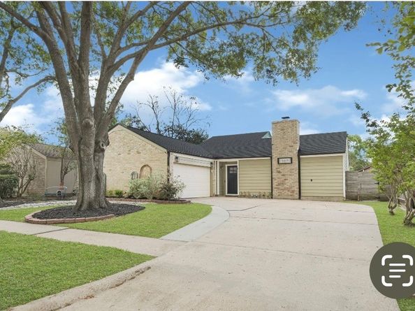15819 Seven Springs Drive, Houston TX 77084