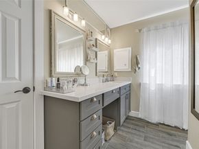 15819 Seven Springs Drive, Houston TX 77084
