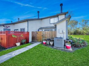 1989 Country Village B, Humble TX 77338