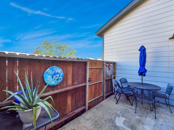 1989 Country Village B, Humble TX 77338