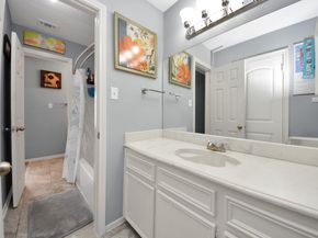 1989 Country Village B, Humble TX 77338