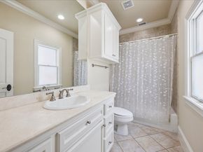 37 Hackberry Lane, Houston TX 77027