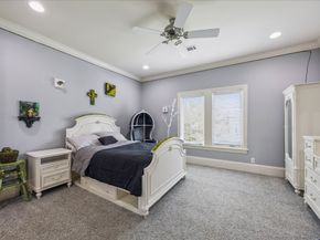 37 Hackberry Lane, Houston TX 77027