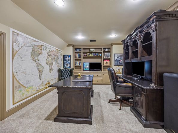 37 Hackberry Lane, Houston TX 77027