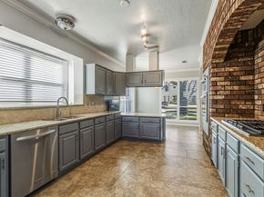 6822 Hertford Park Drive, Houston TX 77084