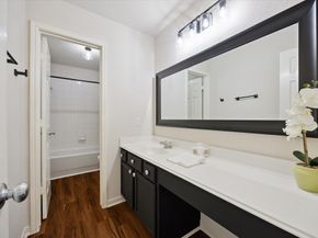 1511 Claremont Garden Circle, Houston TX 77047