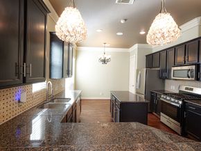 1314 Sherwood Springs Lane, Houston TX 77043