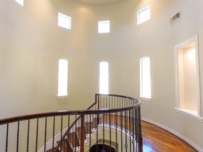 1314 Sherwood Springs Lane, Houston TX 77043