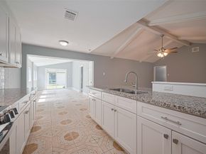 10659 Hazelhurst Drive, Houston TX 77043