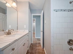 10659 Hazelhurst Drive, Houston TX 77043