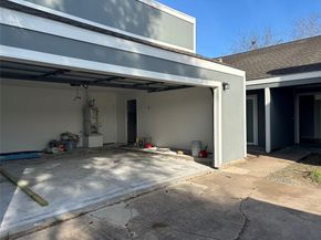 11719 Pender Lane, Houston TX 77477