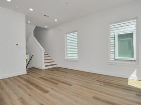 3036 Live Oak Street, Houston TX 77004