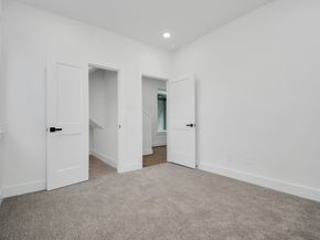 3036 Live Oak Street, Houston TX 77004