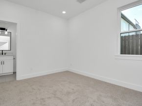 3036 Live Oak Street, Houston TX 77004