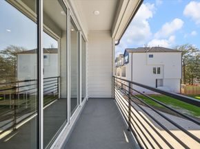 5626 Camino Encantado Drive, Houston TX 77091