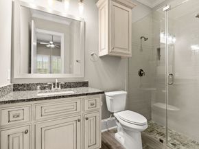 1518 Hillendahl Boulevard, Houston TX 77055