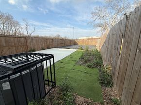 3549 Amos Street, Houston TX 77021