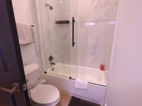 3549 Amos Street, Houston TX 77021