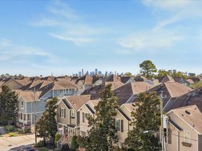 1243 W 15th 1/2 Street, Houston TX 77008