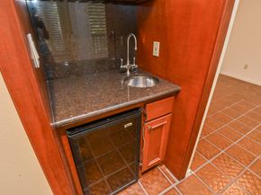 294 Sugarberry Circle, Houston TX 77024