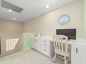 516 Westcross Street, Houston TX 77018